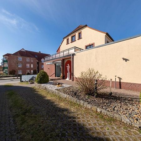Haus Diana - Perlhuhn Leilighet Waren  Eksteriør bilde