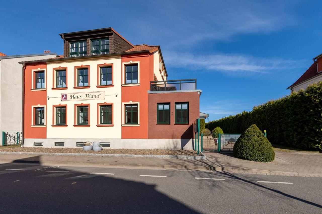 Haus Diana - Perlhuhn Leilighet Waren  Eksteriør bilde